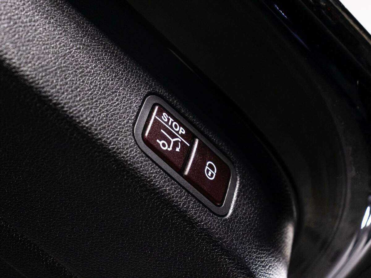 Купить Mercedes-Benz GLS с пробегом. Фото: #14