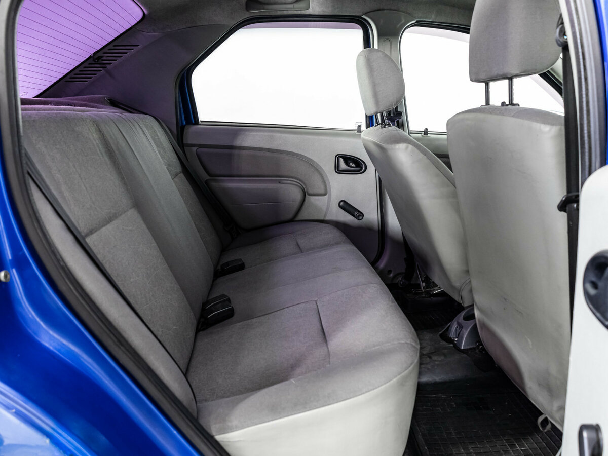 Купить Renault Logan с пробегом. Фото: #10