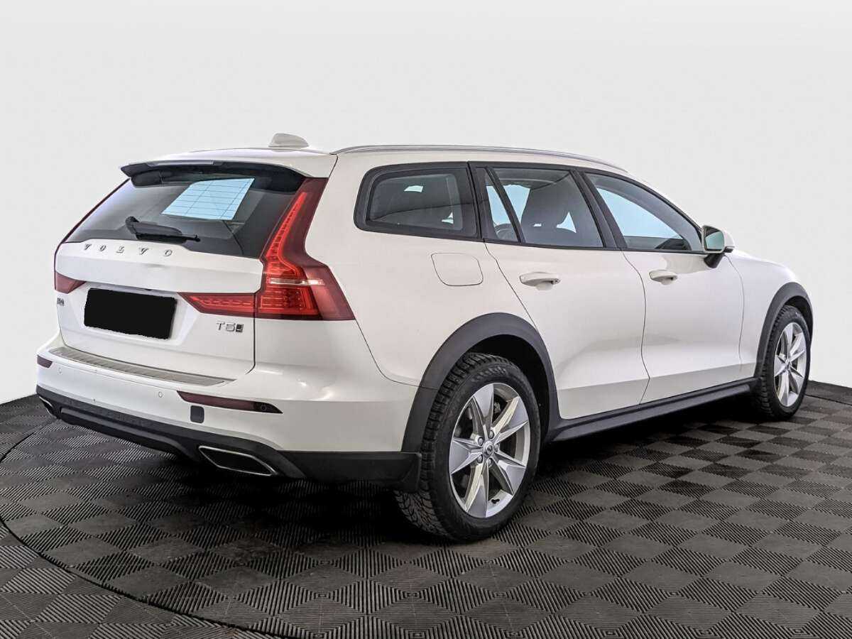 Купить Volvo V60 Cross Country с пробегом. Фото: #4