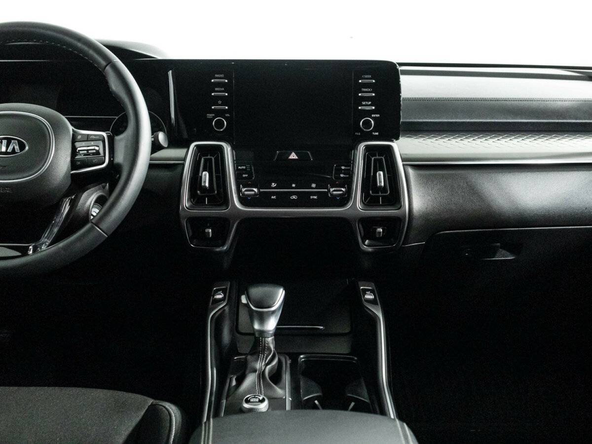 Купить Kia Sorento с пробегом. Фото: #11