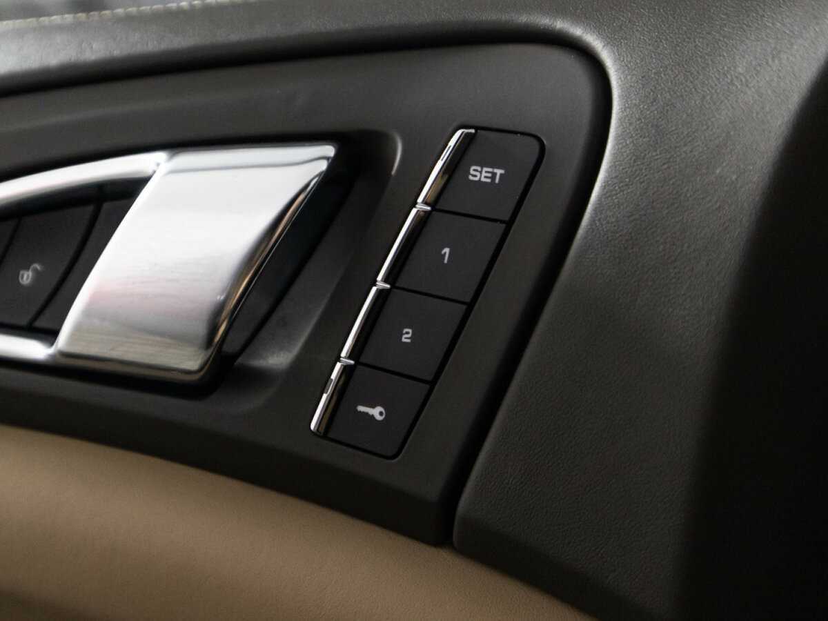 Купить Porsche Cayenne с пробегом. Фото: #17