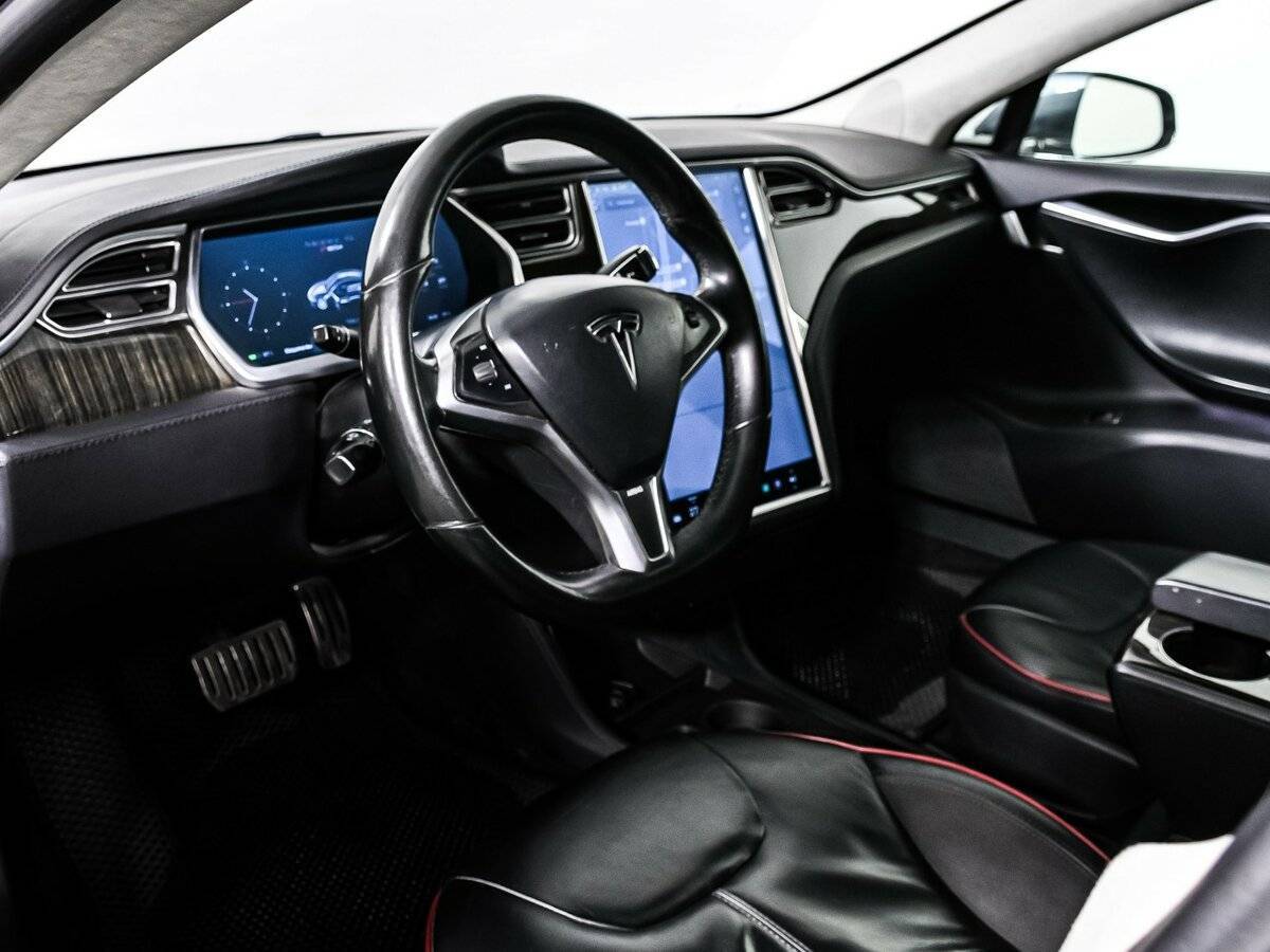 Купить Tesla Model S с пробегом. Фото: #11