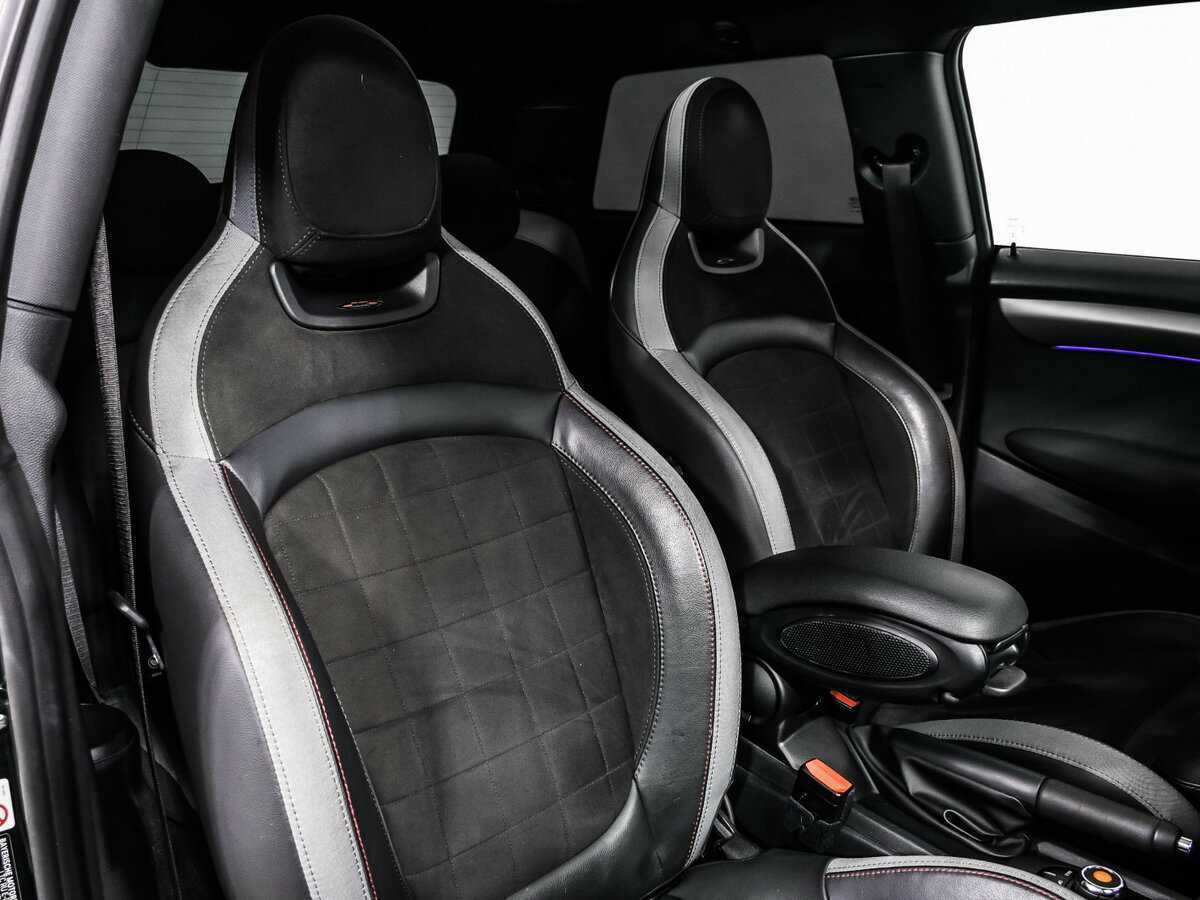 Купить Mini Hatch с пробегом. Фото: #14