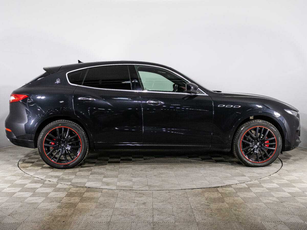 Купить Maserati Levante с пробегом. Фото: #3