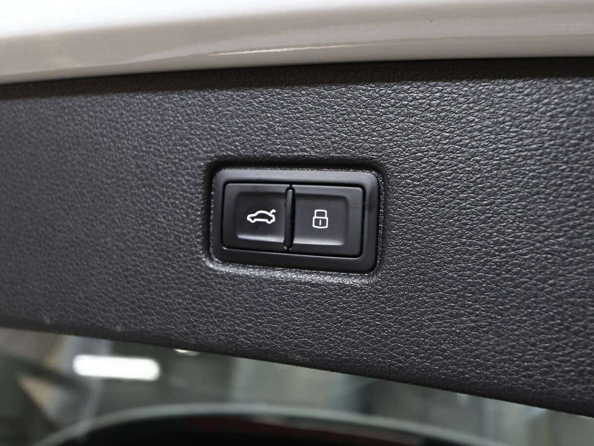 Купить Audi Q7 с пробегом. Фото: #18