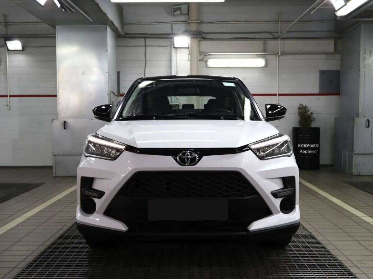 Купить Toyota Raize с пробегом. Фото: #2