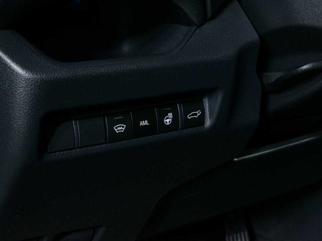 Купить Toyota RAV4 с пробегом. Фото: #17