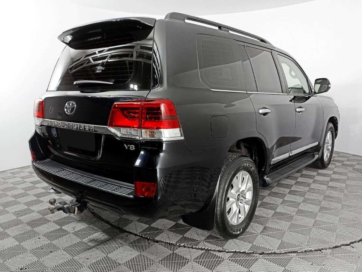 Купить Toyota Land Cruiser с пробегом. Фото: #4