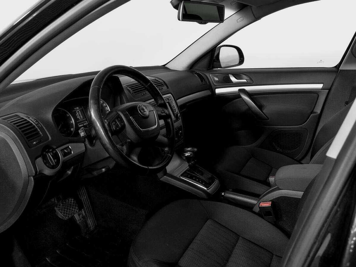 Купить Skoda Octavia с пробегом. Фото: #8