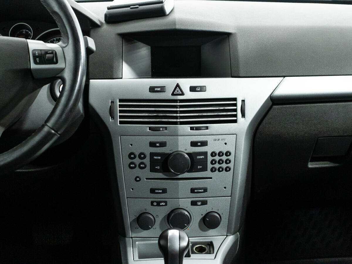 Купить Opel Astra с пробегом. Фото: #13