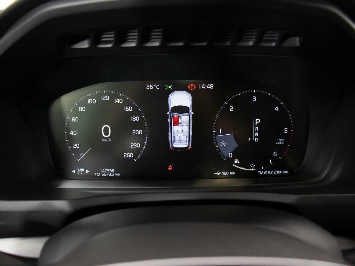 Купить Volvo XC90 с пробегом. Фото: #19