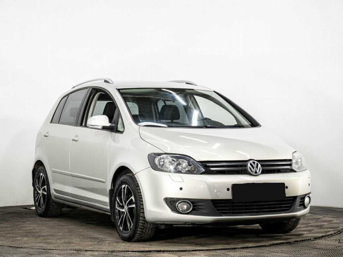 Купить Volkswagen Golf Plus с пробегом. Фото: #2