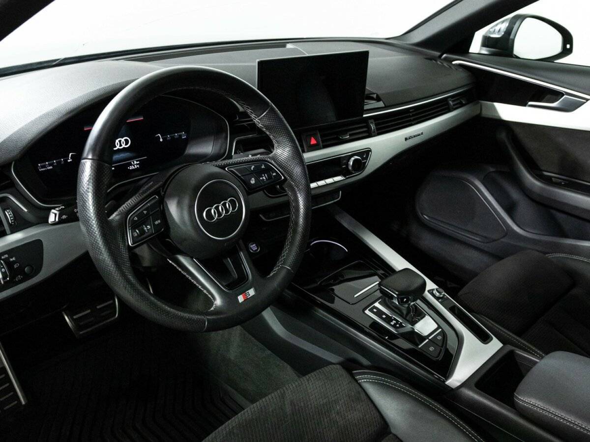 Купить Audi A4 с пробегом. Фото: #10