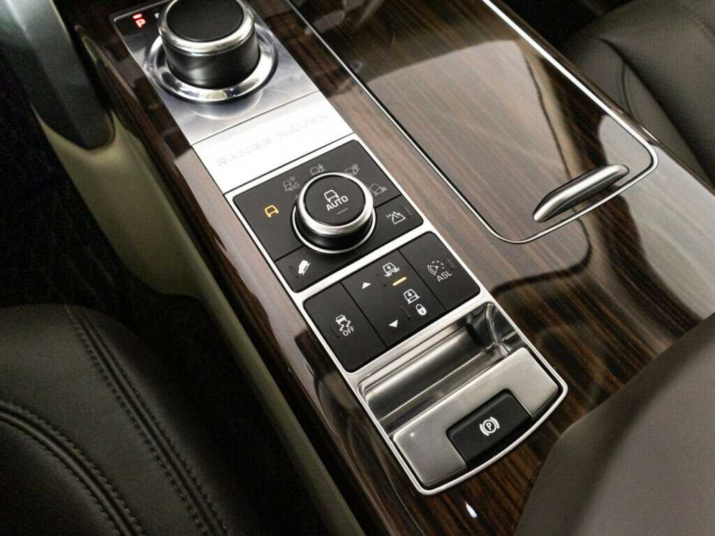 Купить Land Rover Range Rover с пробегом. Фото: #20