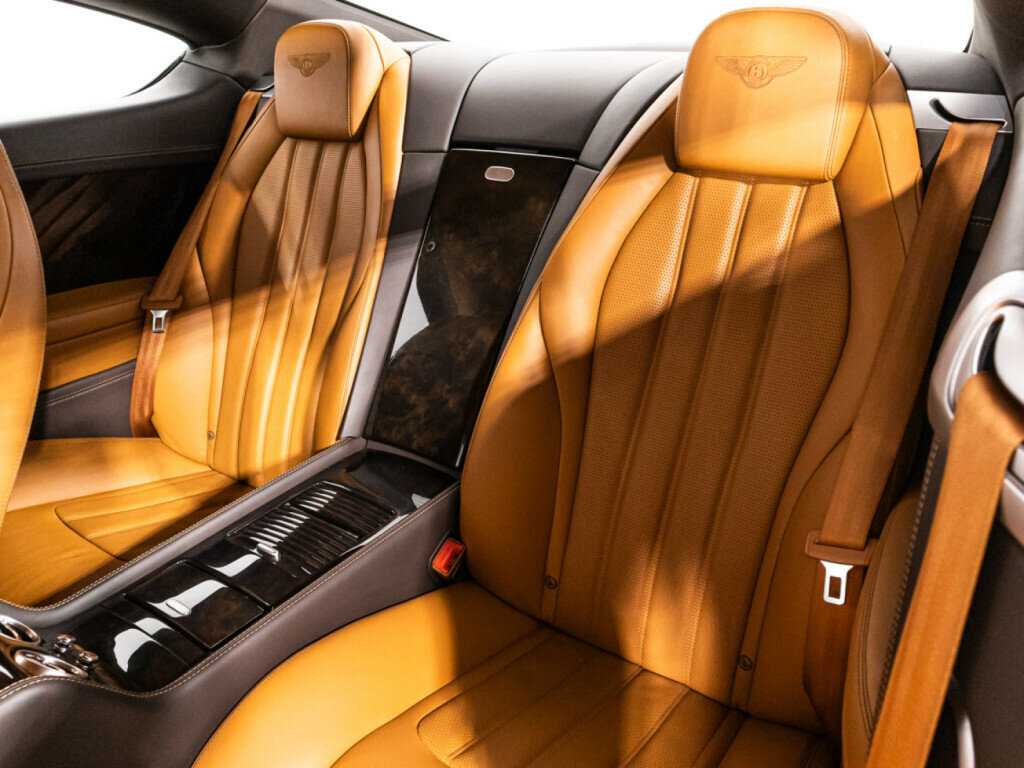 Купить Bentley Continental GT с пробегом. Фото: #9