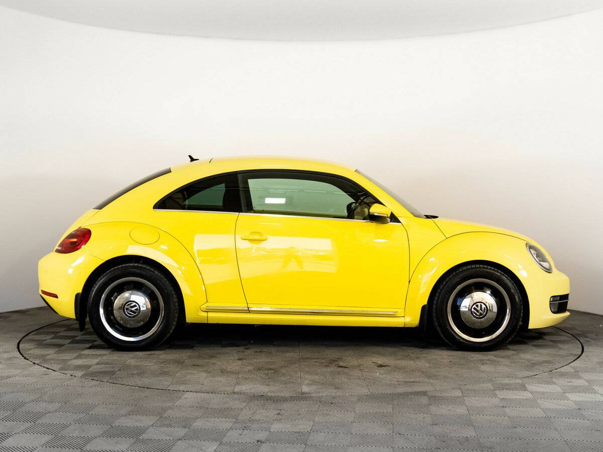 Купить Volkswagen Beetle с пробегом. Фото: #4