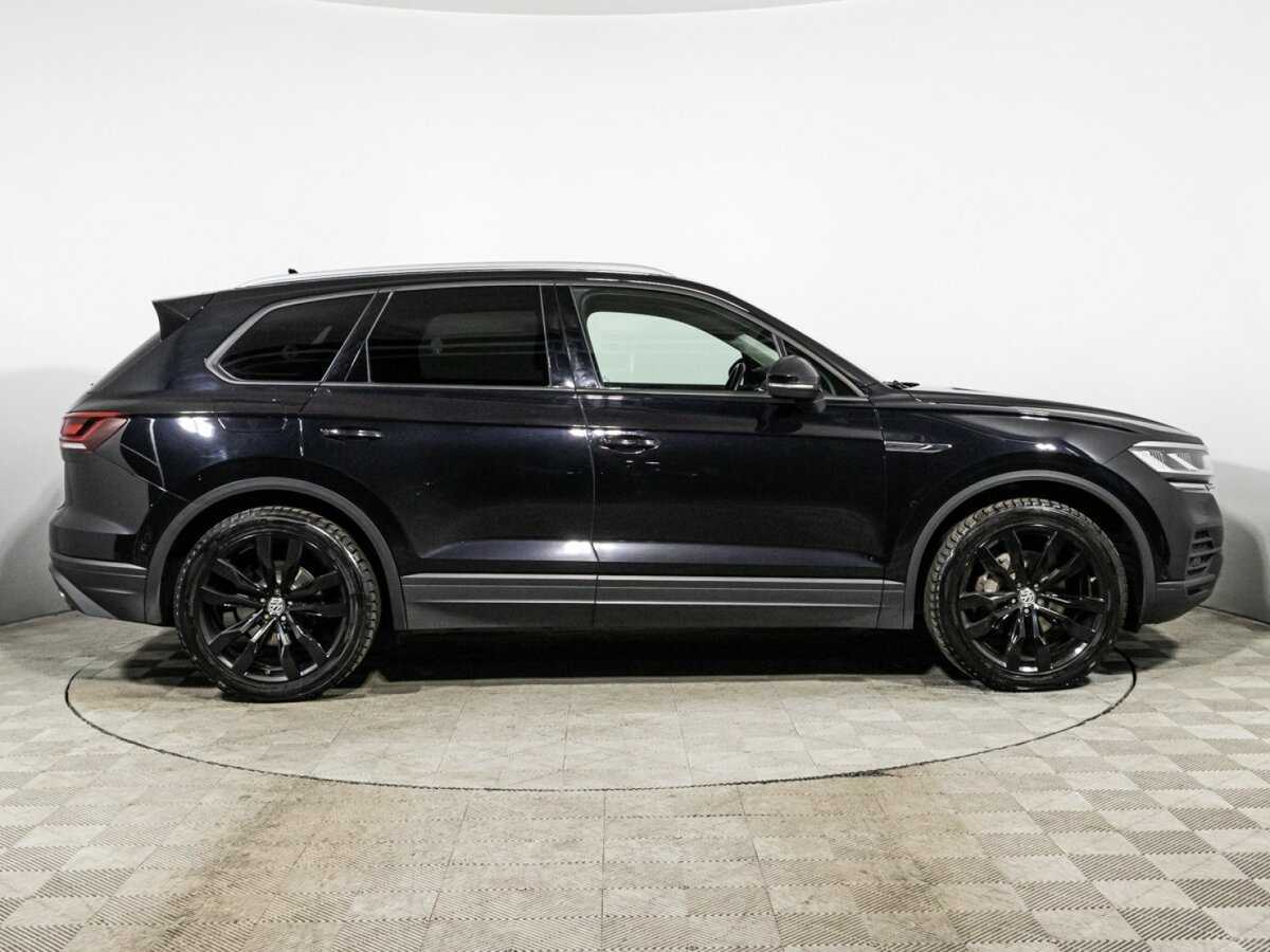 Купить Volkswagen Touareg с пробегом. Фото: #3
