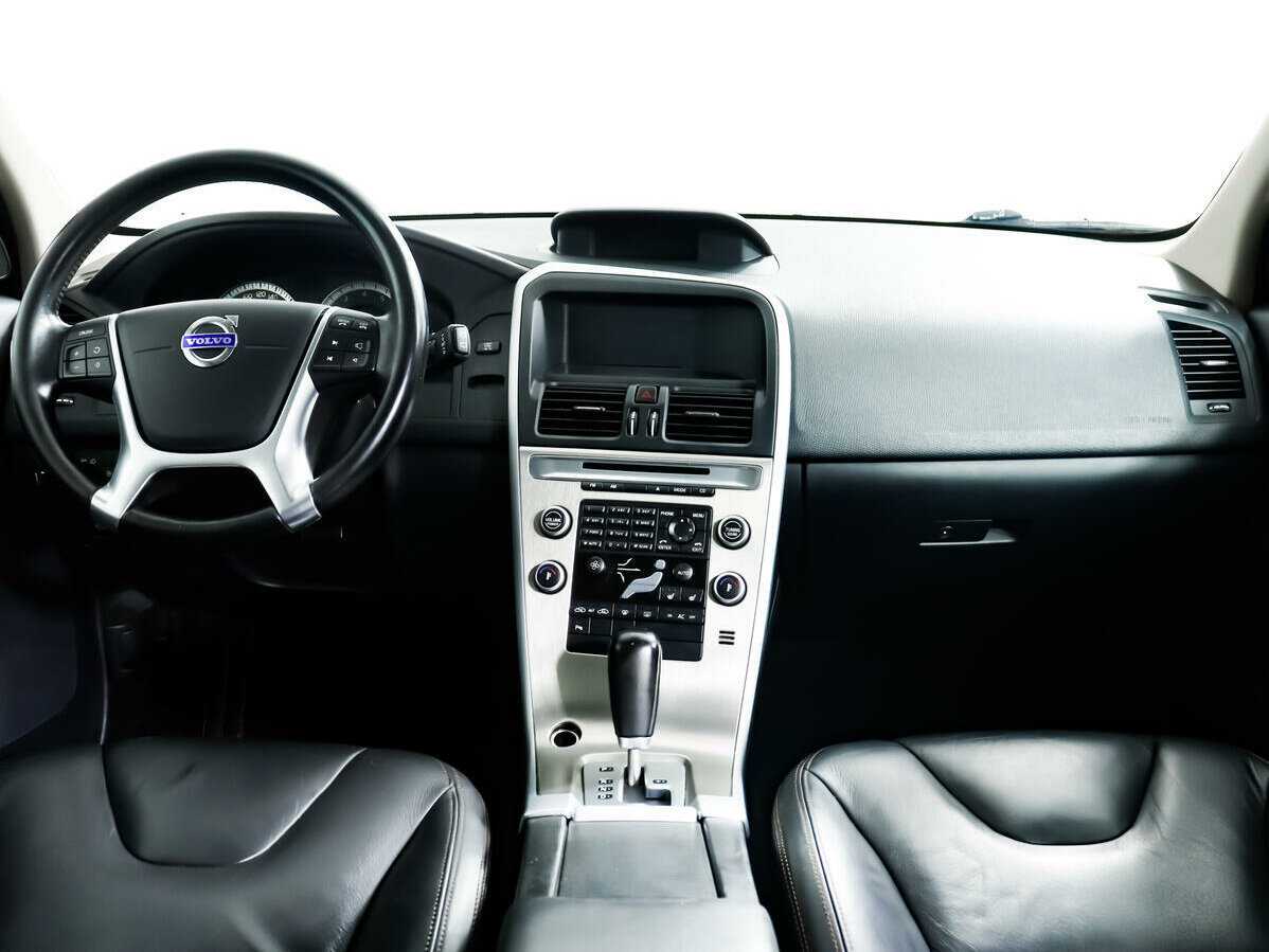 Купить Volvo XC60 с пробегом. Фото: #10