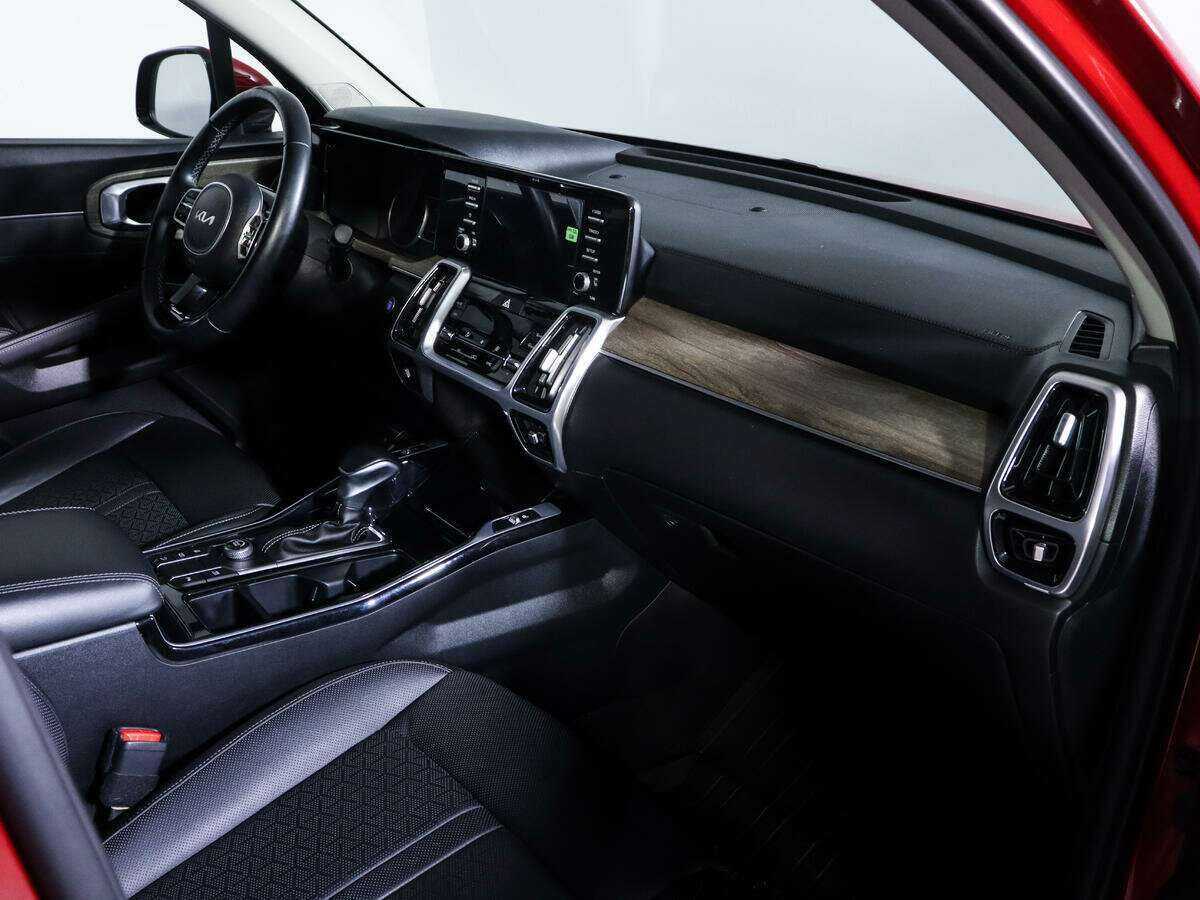 Купить Kia Sorento с пробегом. Фото: #8