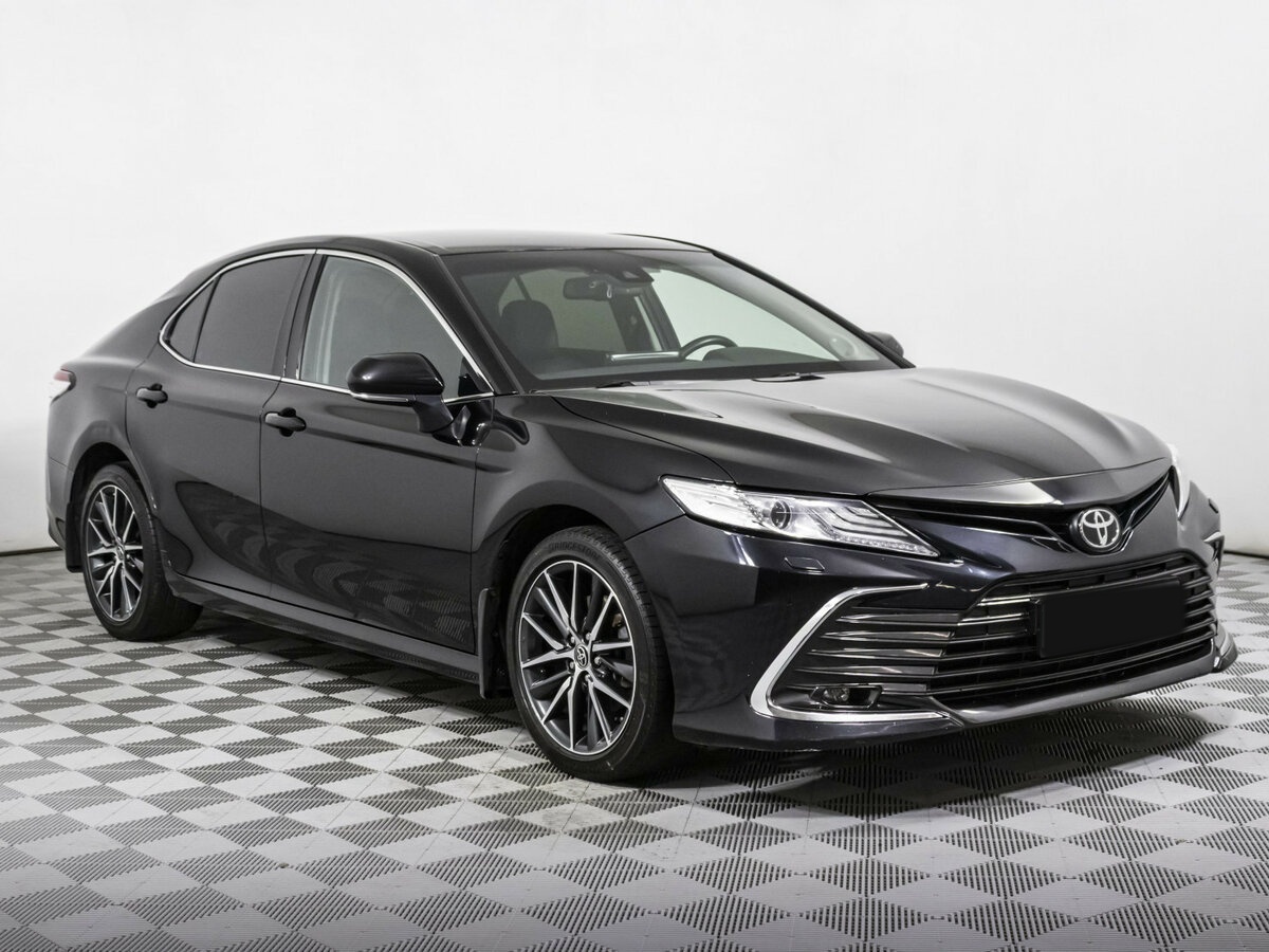 Купить Toyota Camry с пробегом. Фото: #2
