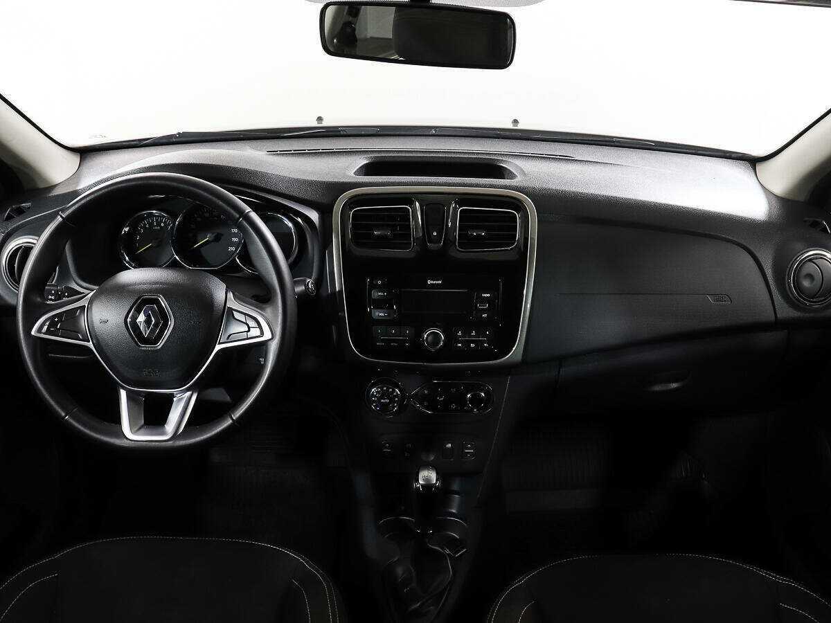 Купить Renault Sandero с пробегом. Фото: #11