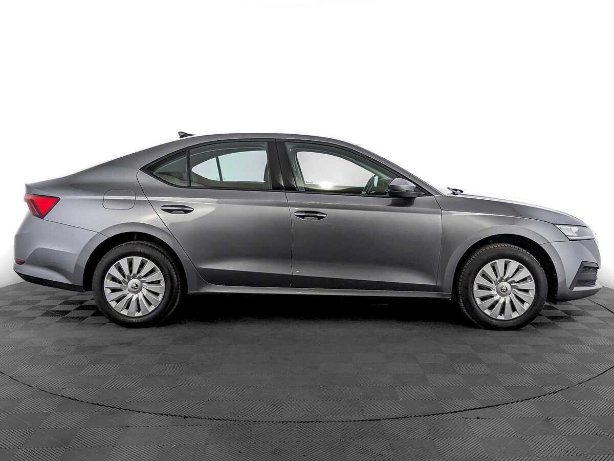 Купить Skoda Octavia с пробегом. Фото: #3
