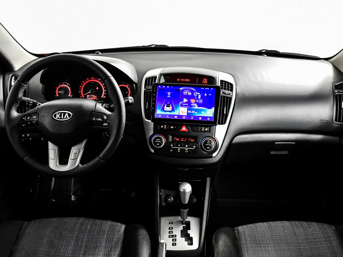 Купить Kia Ceed с пробегом. Фото: #8