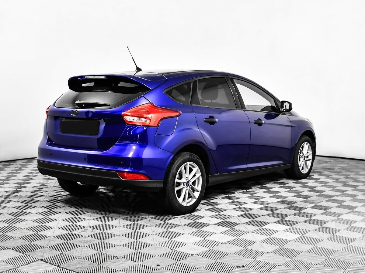 Купить Ford Focus с пробегом. Фото: #3