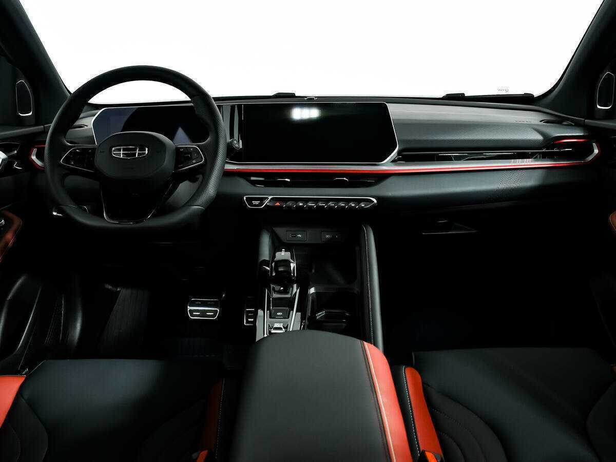 Купить Geely Coolray с пробегом. Фото: #9
