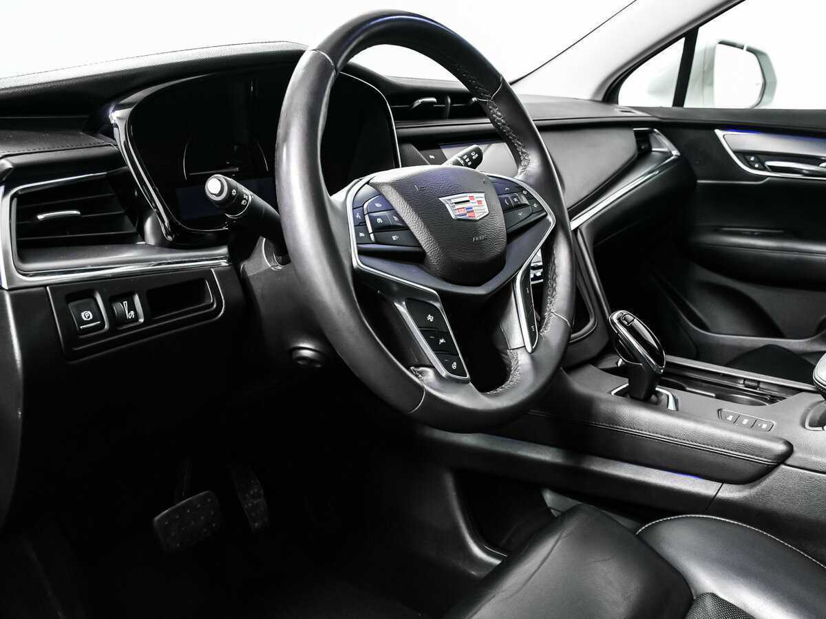 Купить Cadillac XT5 с пробегом. Фото: #12