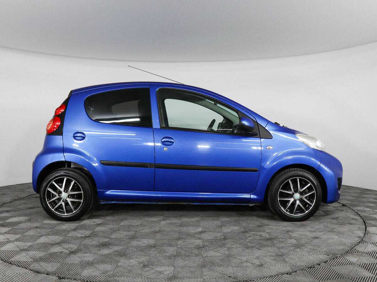 Купить Peugeot 107 с пробегом. Фото: #3