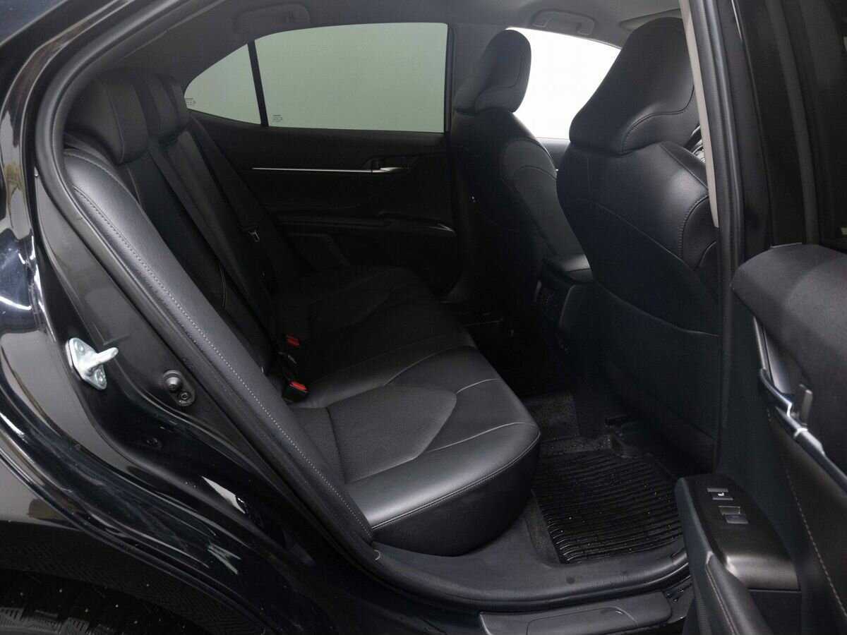 Купить Toyota Camry с пробегом. Фото: #11