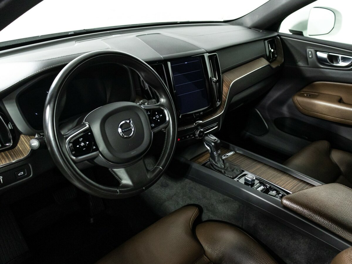 Купить Volvo XC60 с пробегом. Фото: #8