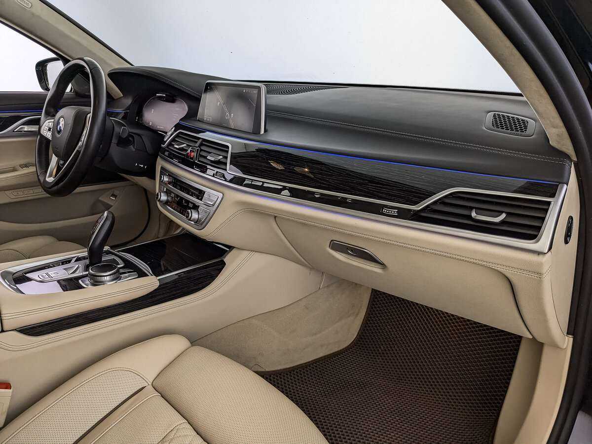 Купить BMW 7 серии с пробегом. Фото: #8