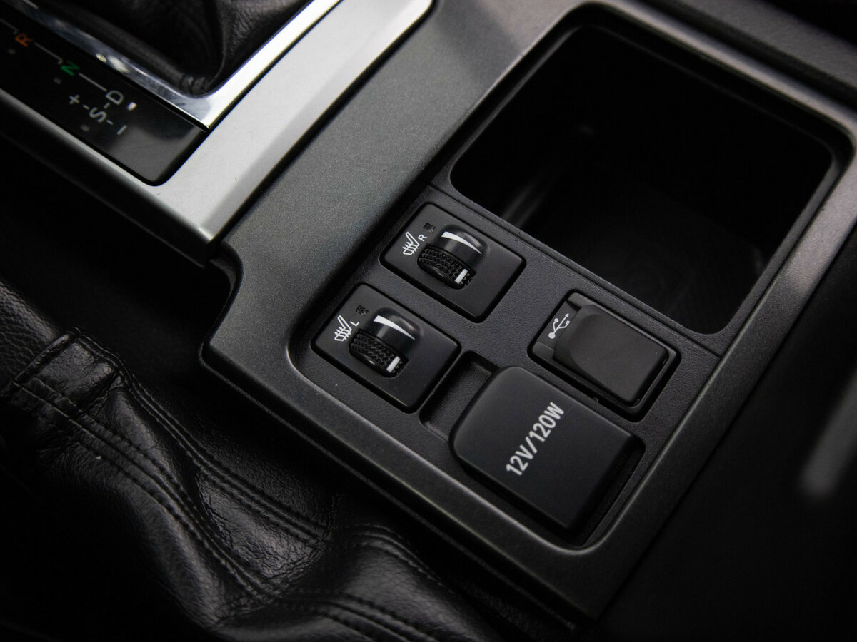 Купить Toyota Land Cruiser Prado с пробегом. Фото: #10