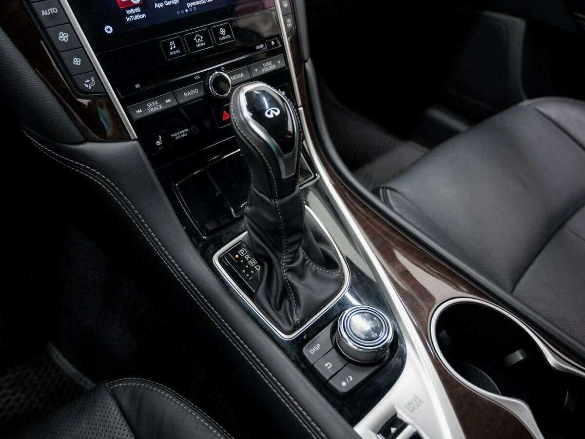 Купить Infiniti Q50 с пробегом. Фото: #20