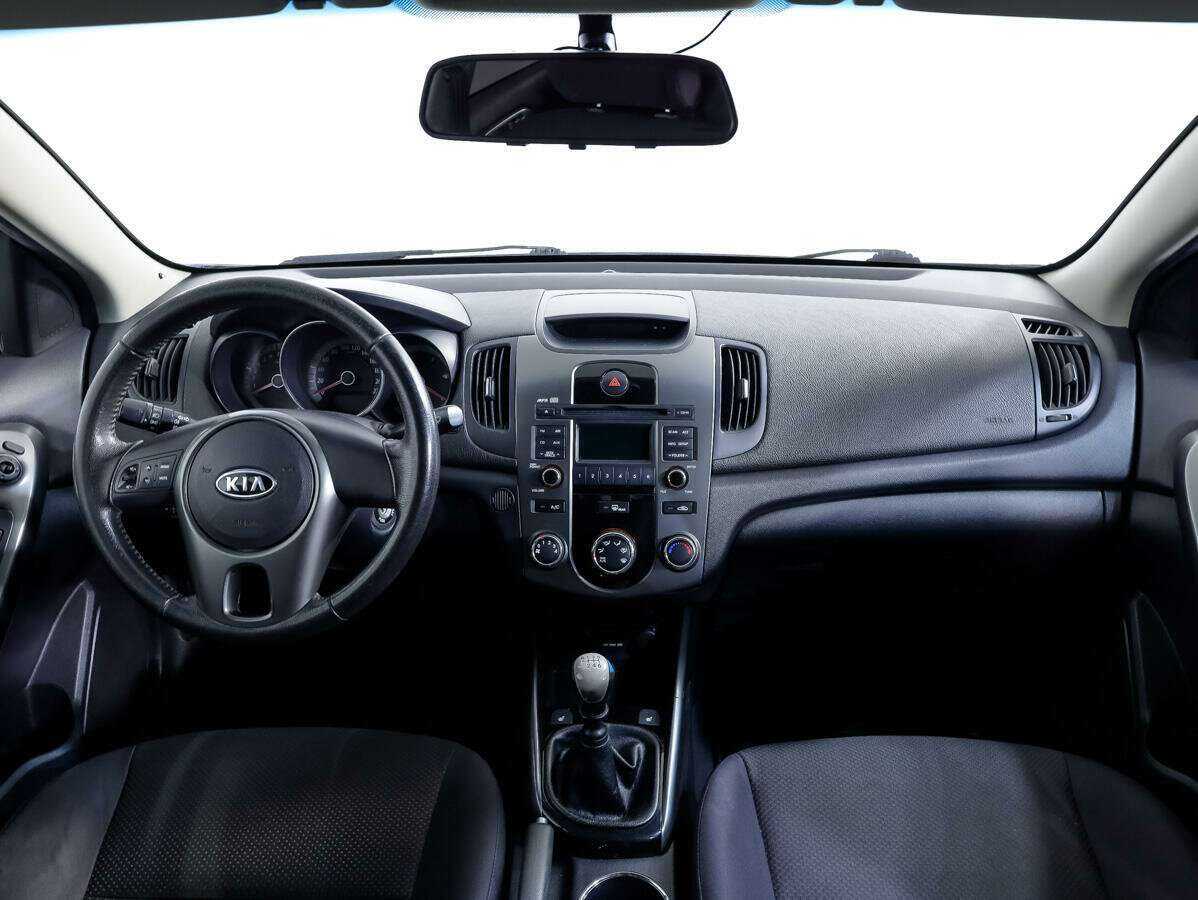 Купить Kia Cerato с пробегом. Фото: #8