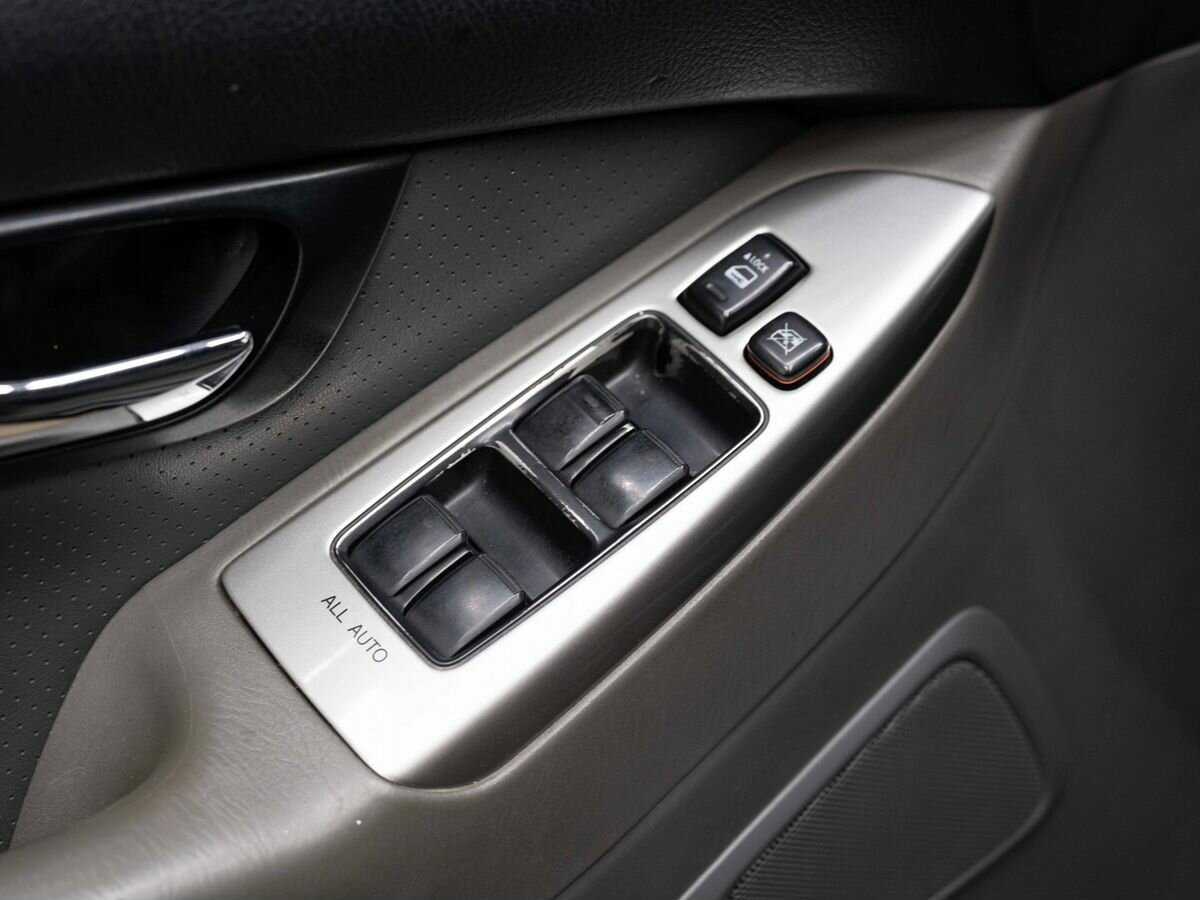 Купить Toyota Land Cruiser Prado с пробегом. Фото: #24