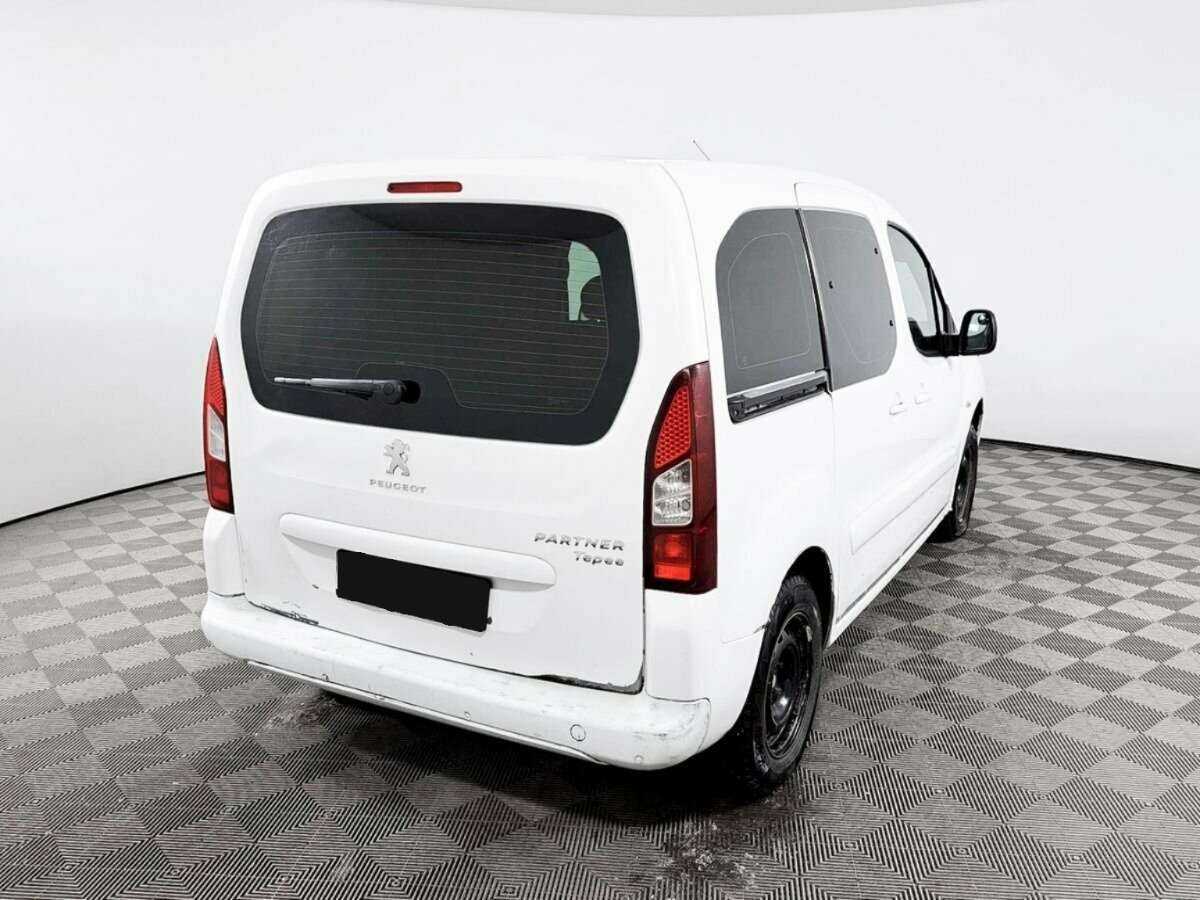 Купить Peugeot Partner с пробегом. Фото: #4