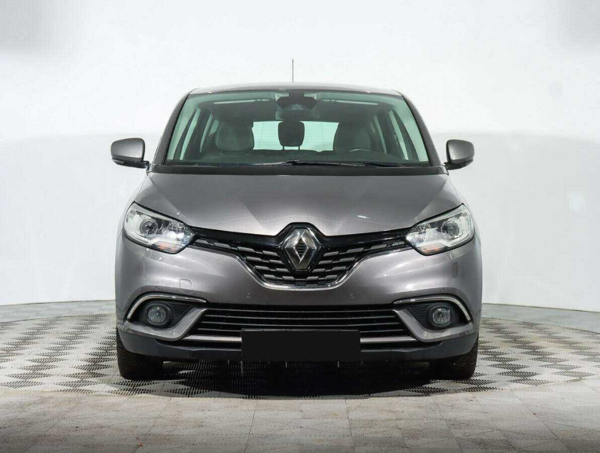 Купить Renault Scenic с пробегом. Фото: #4