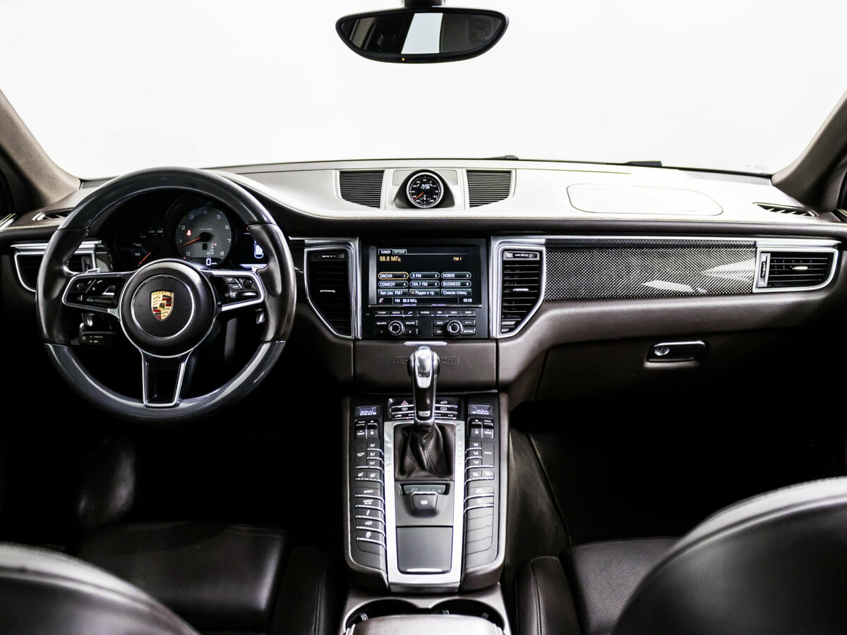 Купить Porsche Macan с пробегом. Фото: #10