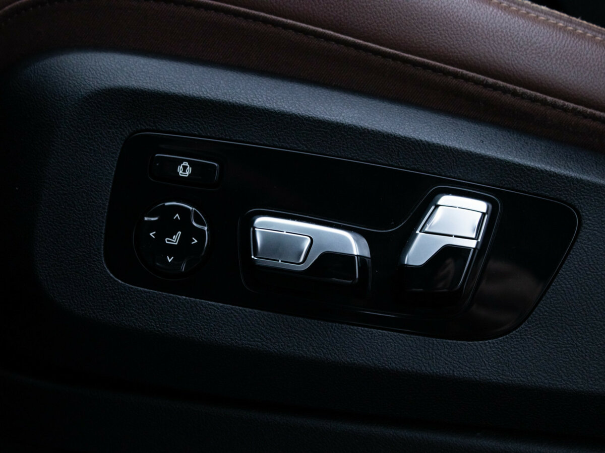 Купить BMW X5 с пробегом. Фото: #18