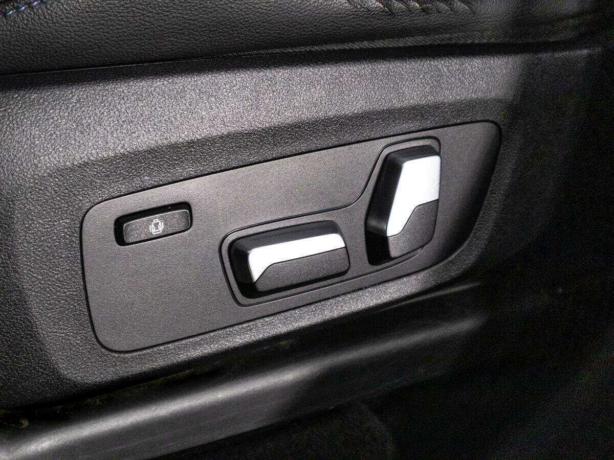 Купить BMW X4 с пробегом. Фото: #15