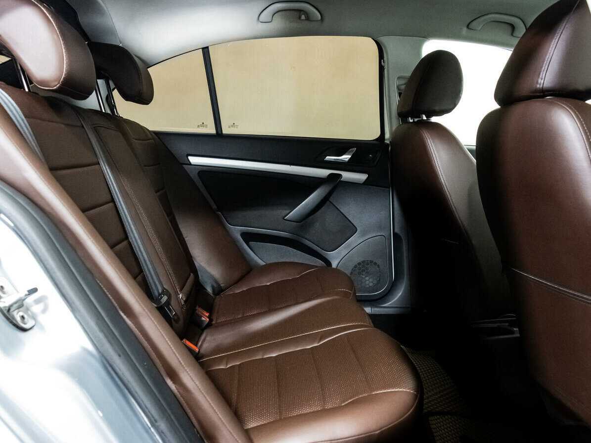 Купить Skoda Octavia с пробегом. Фото: #9