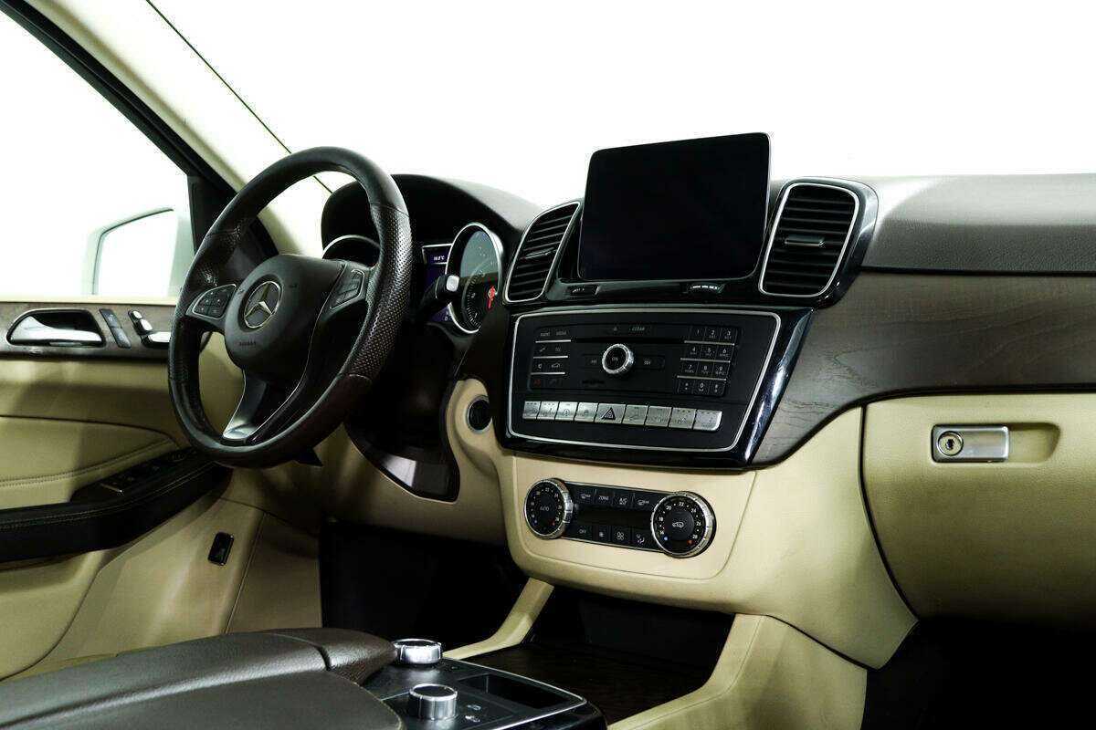 Купить Mercedes-Benz GLE с пробегом. Фото: #8