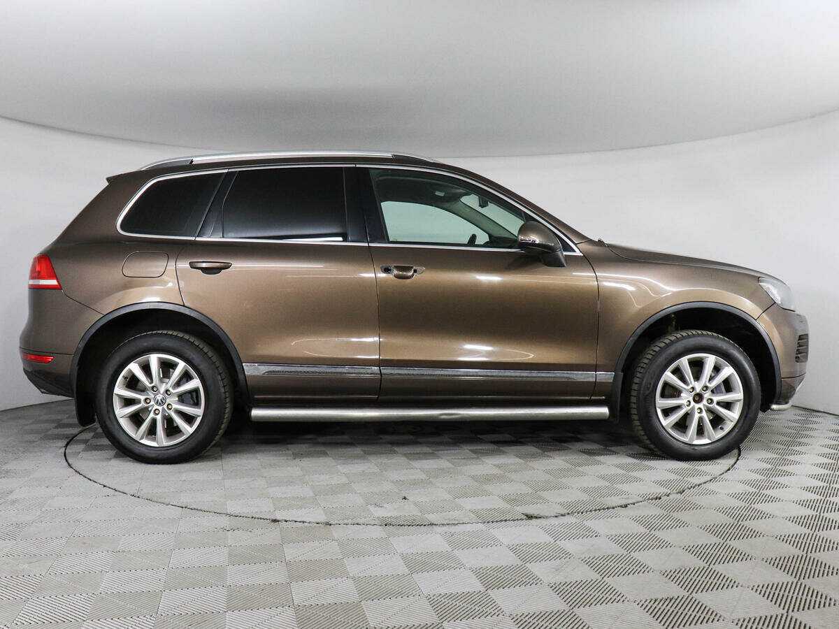 Купить Volkswagen Touareg с пробегом. Фото: #3