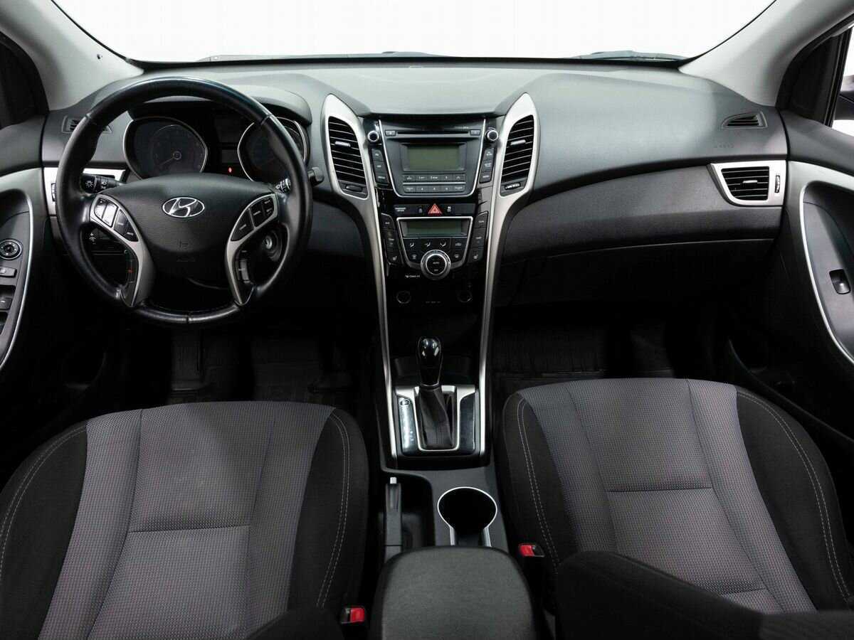 Купить Hyundai i30 с пробегом. Фото: #12