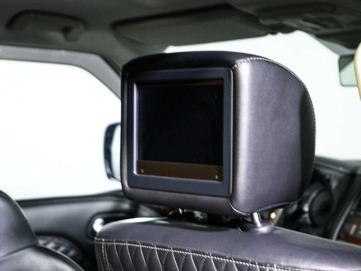 Купить Infiniti QX80 с пробегом. Фото: #17