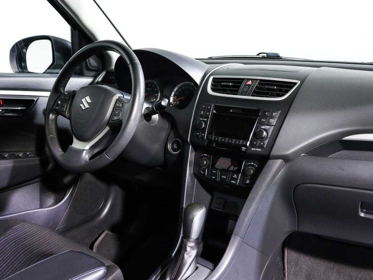 Купить Suzuki Swift с пробегом. Фото: #6