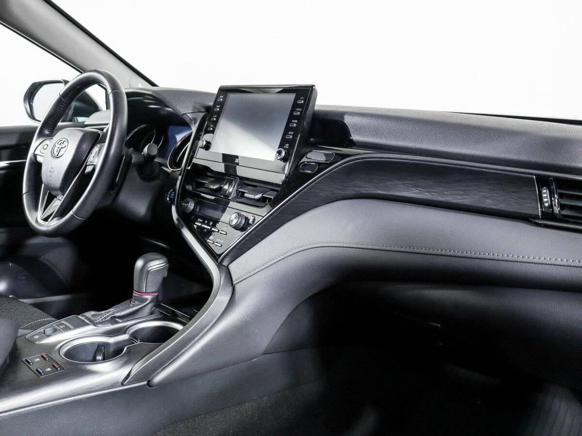 Купить Toyota Camry с пробегом. Фото: #5